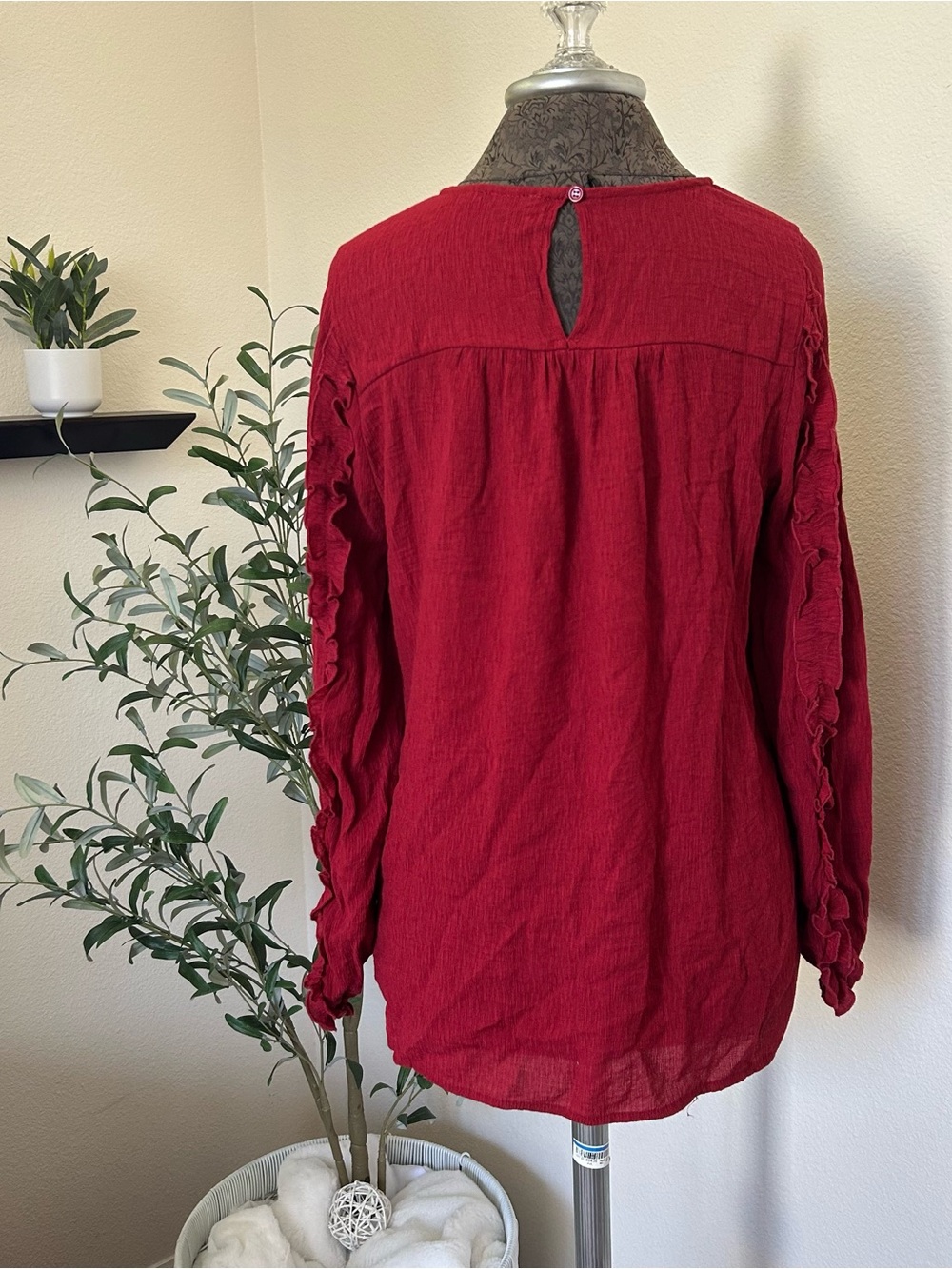 Doe & Rae Red Ruffle-Trim Long Sleeve Top - Picture 3 of 8